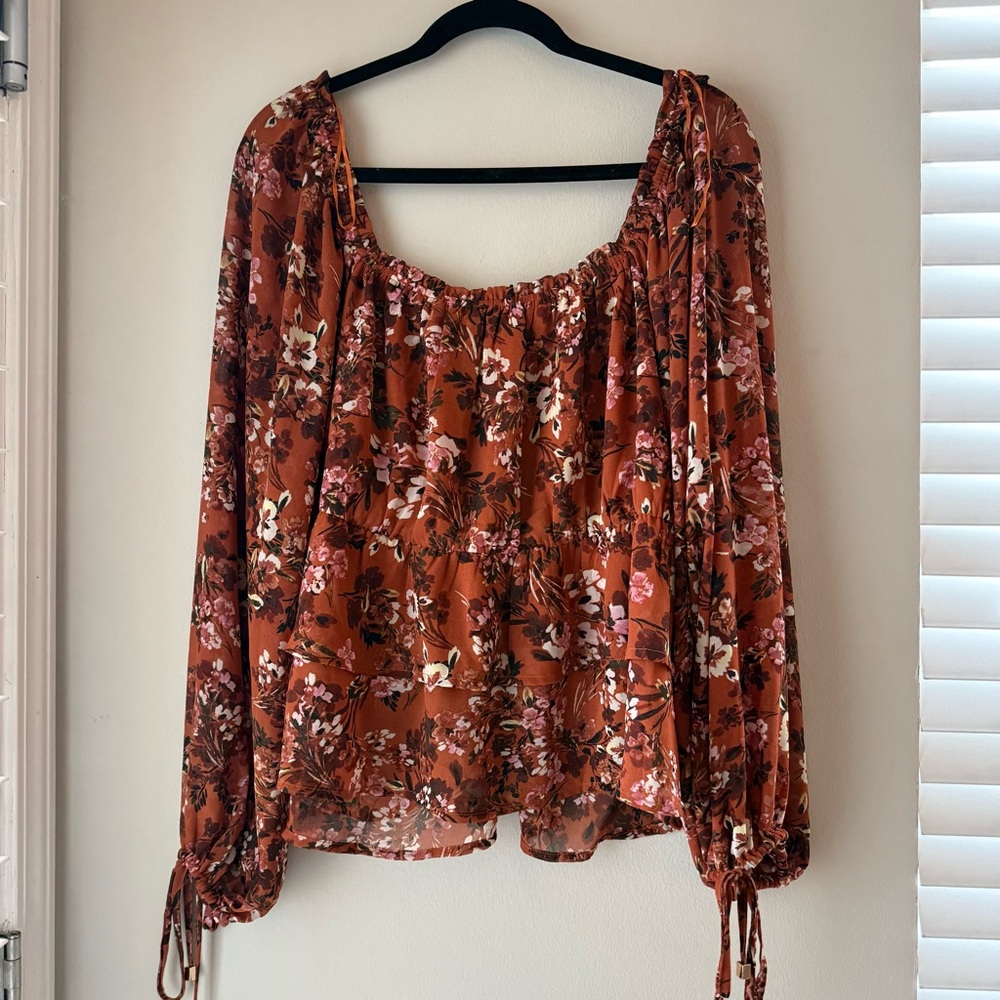Floral Rust Blouse - Picture 5 of 5